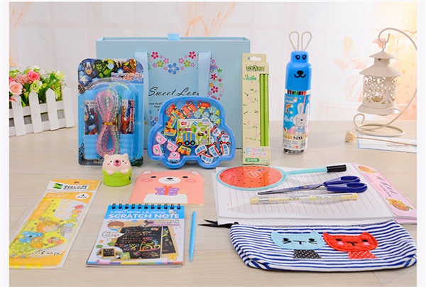 似水流年文创社 中小学生文具套装