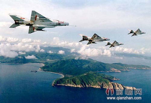 俄专家:钓鱼岛开战中国必败 网友:扯淡!