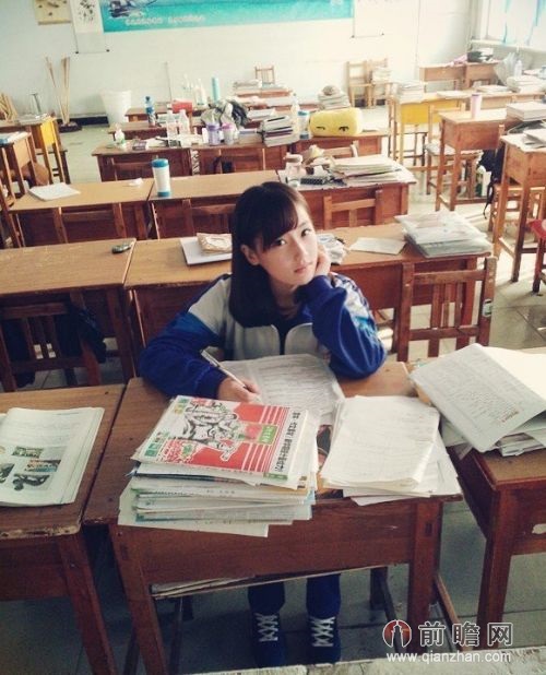 最美校服<em>女生</em>:辽宁<em>女孩</em>高晴小清新的<em>制服</em>诱惑