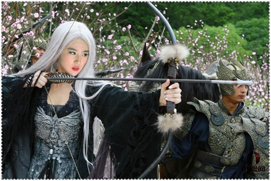 <em>从白发</em>生长部位看健康 细心调养防<em>变白</em>发魔女