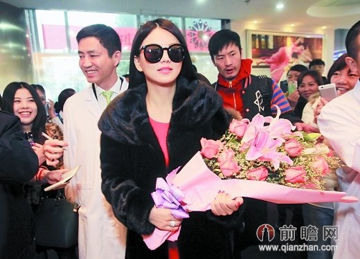李湘为女儿angela鸣不平 网友:<em>放过</em>自己的女儿