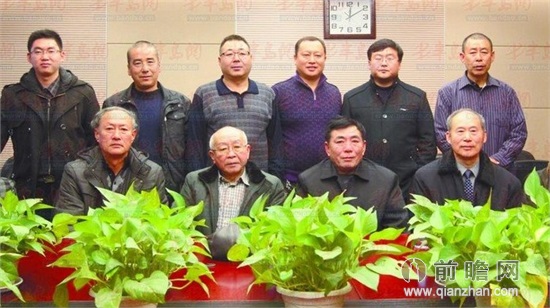 曹操后人首次相聚相貌惊人相似 靠姓氏辨认基因成真