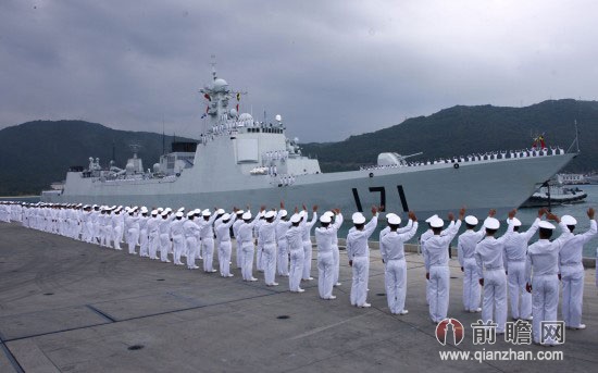 一个越南军官眼中的中国海军 亿万国人陷入深