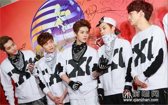 2014btv环球 春晚exo 字母潮装亮相迅速离场_前