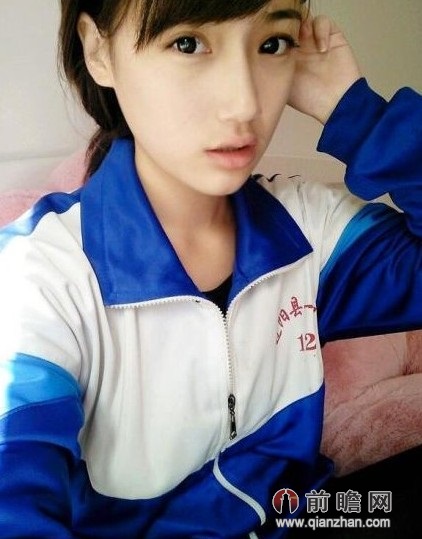 <em>最美</em>校服<em>女生</em>高晴<em>史上最</em>清纯