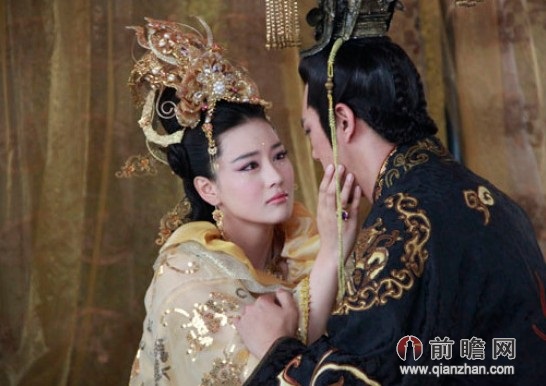  电视剧 《封神英雄榜》演员挑逗00后神经 张馨 