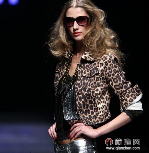 前瞻产业<em>研究</em>院针对<em>女装</em>行业<em>研究报告</em>特点分析