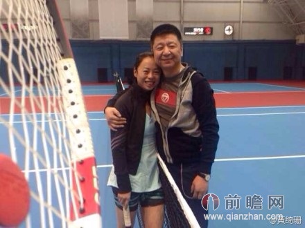 又因 杜海涛 做 黄绮珊 的经纪人