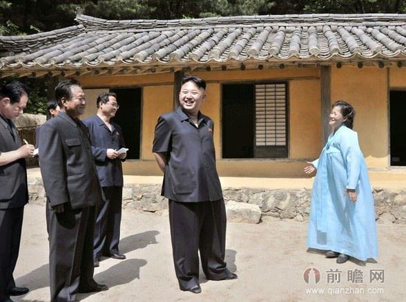 金正恩\雷打不变\的发型