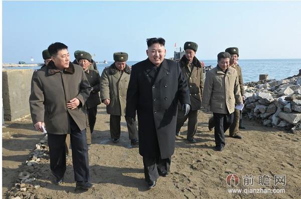 金正恩\雷打不变\的发型