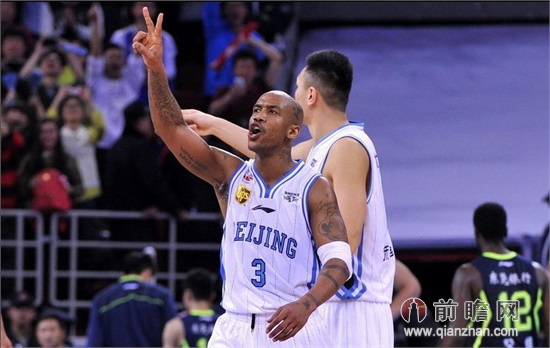 CBA半决赛北京vs广东 马布里31分北京主场胜