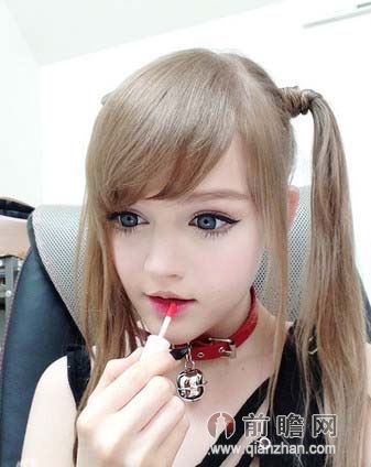 美国18岁真人芭比图片