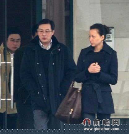  曝董卿去年已婚 难与老公密春雷儿女相处