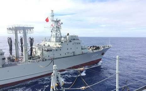 航搜救曝中国战略短板 解放军加速建造903型补给舰