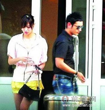 李菲儿整容不为前男友黄晓明 angelababy否认