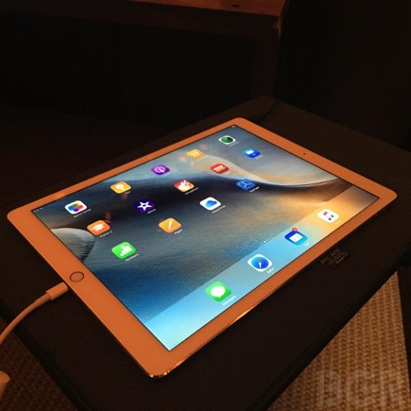 ipadpro真机试玩照片曝光最大最强的ios平板