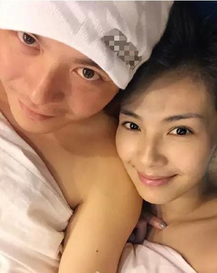 刘涛失眠求偏方 老公王珂回复了两个字画风瞬间变污了