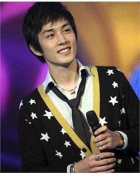 李承铉