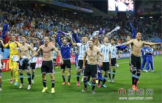 荷兰vs阿根廷点球大战2-4 罗梅罗扑出2球助阿根廷24年后重返决赛