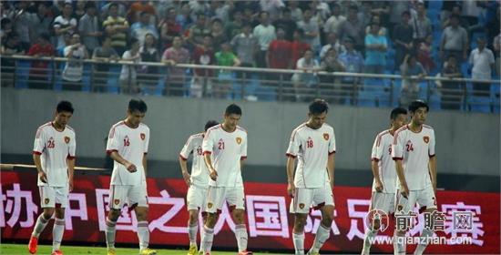 世预赛国足主场1-1憾平泰国，晋级18强赛悬念留至末轮