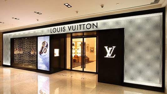 中国反腐重挫奢侈品市场 lv等大牌业绩下滑