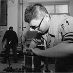 男生从北大退学转读技校 “蓝翔”们博弈高等学府背后的商机