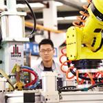 中国工业利润加速下滑 结构调整微露曙光