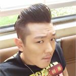 田源被曝出轨与白衣女激吻照曝光 又一个陈赫?