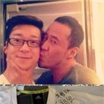 <em>杨坤</em>现身gay吧性取向成迷 与同性激吻照片曝光