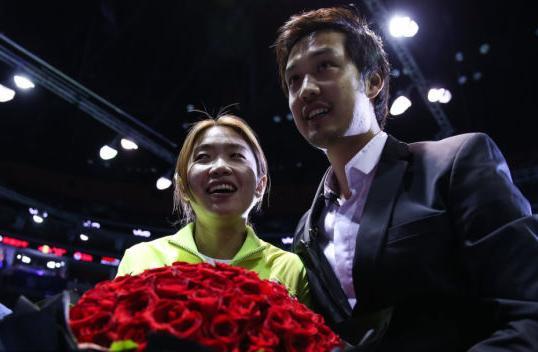 苏迪曼杯现场浪漫一幕 前国手汪鑫被男友求婚