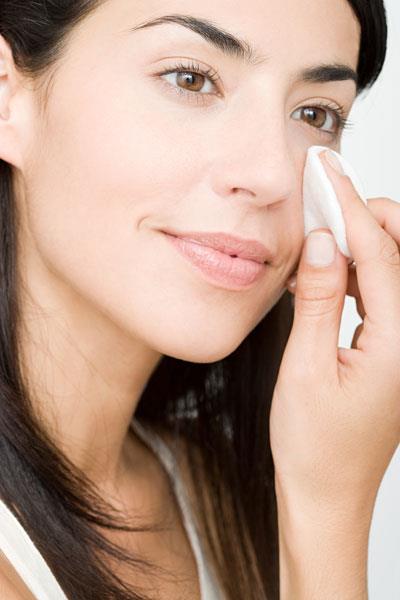 抹防晒霜的危害 20150528-273d788998c818a4_600x5000.jpg