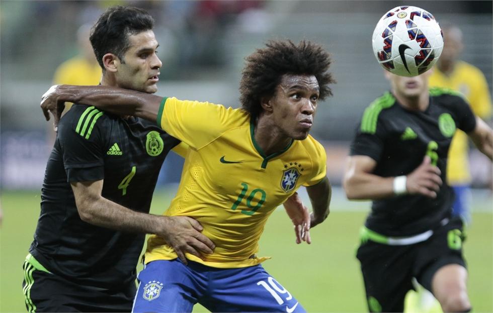 热身赛-山东鲁能悍将破门内马尔缺席 巴西2-0墨西哥