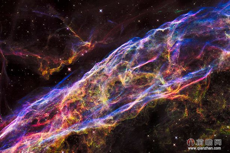 面纱星云最新照片:回放8000年前超新星大爆炸