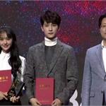 杨洋郑爽同台造型似大神微微 黄渤调侃自己找到自信