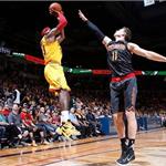 NBA季前赛骑士vs老鹰全场视频录像回放 <em>詹姆斯</em>13中3仅8分