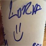 女子星巴克买咖啡 店员竟在纸杯上写调情信息
