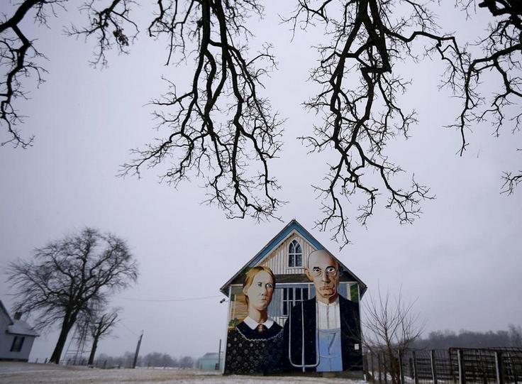 2015年最奇怪照片:韩国一夫多妻 美国狗狗冲浪