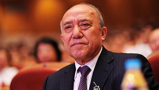 万向集团鲁冠球:千万不要说我成功