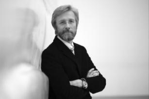 天才汽车设计师Chris Bangle来中国汽车设计(国际)峰会了!