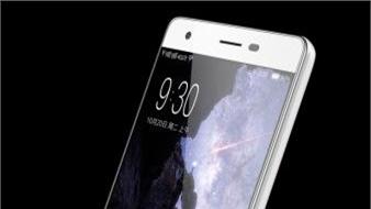 国产手机小辣椒发布<em>红辣椒</em>国民大圣GM-Q7 可开八个微信！