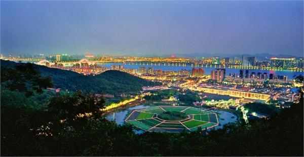 基金小镇