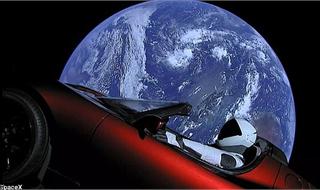 SpaceX证实马斯克的特斯拉跑车已飞出火星轨道 将去往“宇宙尽头的餐厅”