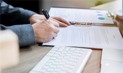 VC 中的信息差、商业逻辑与识人