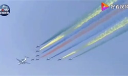 北京天空被飞机“刷屏”！排列成“70”字样一幕太激动人心