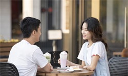 全职做媒婆，三年一千位会员，赚了100万