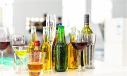 红酒助眠科学依据：研究表明红酒啤酒内含有助眠成分褪黑素