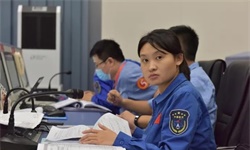 95后“火箭少女”登上人民日报，所有的牛逼，都有迹可循