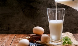 2021年中国牛奶行业市场供需现状及区域竞争格局分析 前7月奶粉进口量突破百万吨
