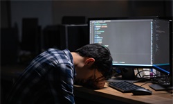 35岁，程序员迈不过去的一道坎：“我像一个木匠，站在机器时代的门口”