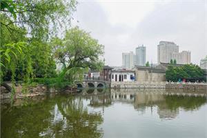如皋市推行“一业一证”改革 为企业开办首赠政府大礼包